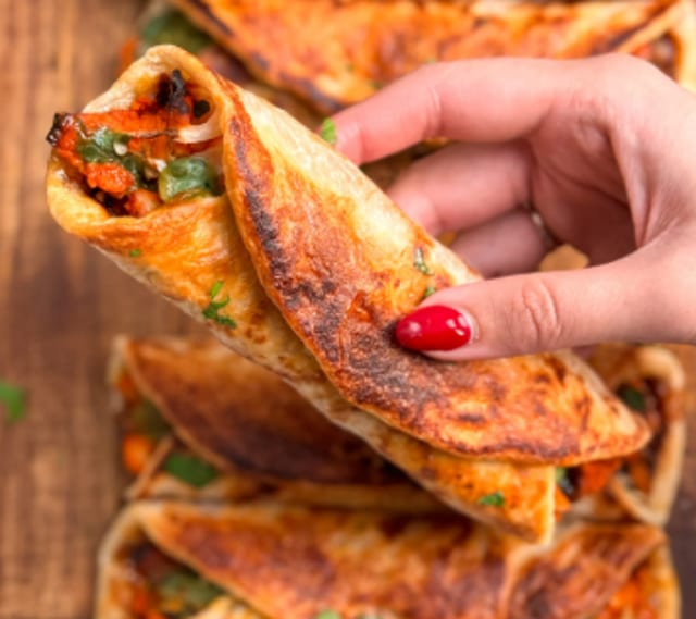 Chicken Tikka Paratha Roll