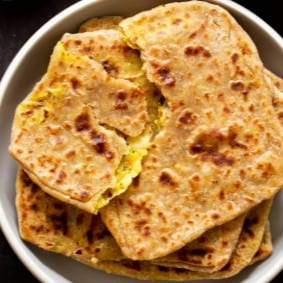 Lahori Aloo Paratha w/ egg.