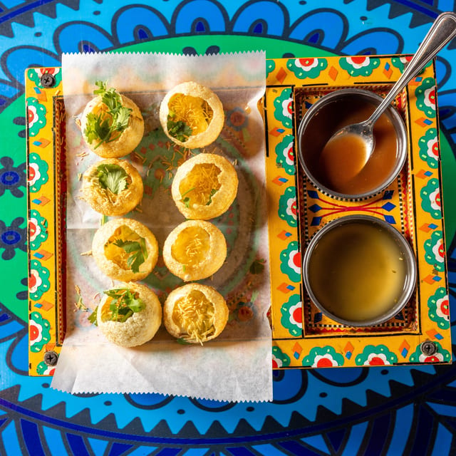 Gol Gappay.