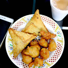 Karak Chai w/ 2 Small Samosa